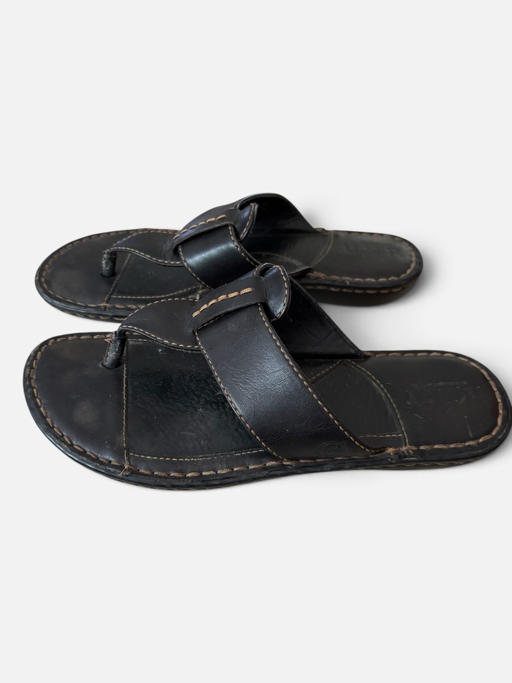 Born Black Leather Classic Slip On Thong Sandals Size 7